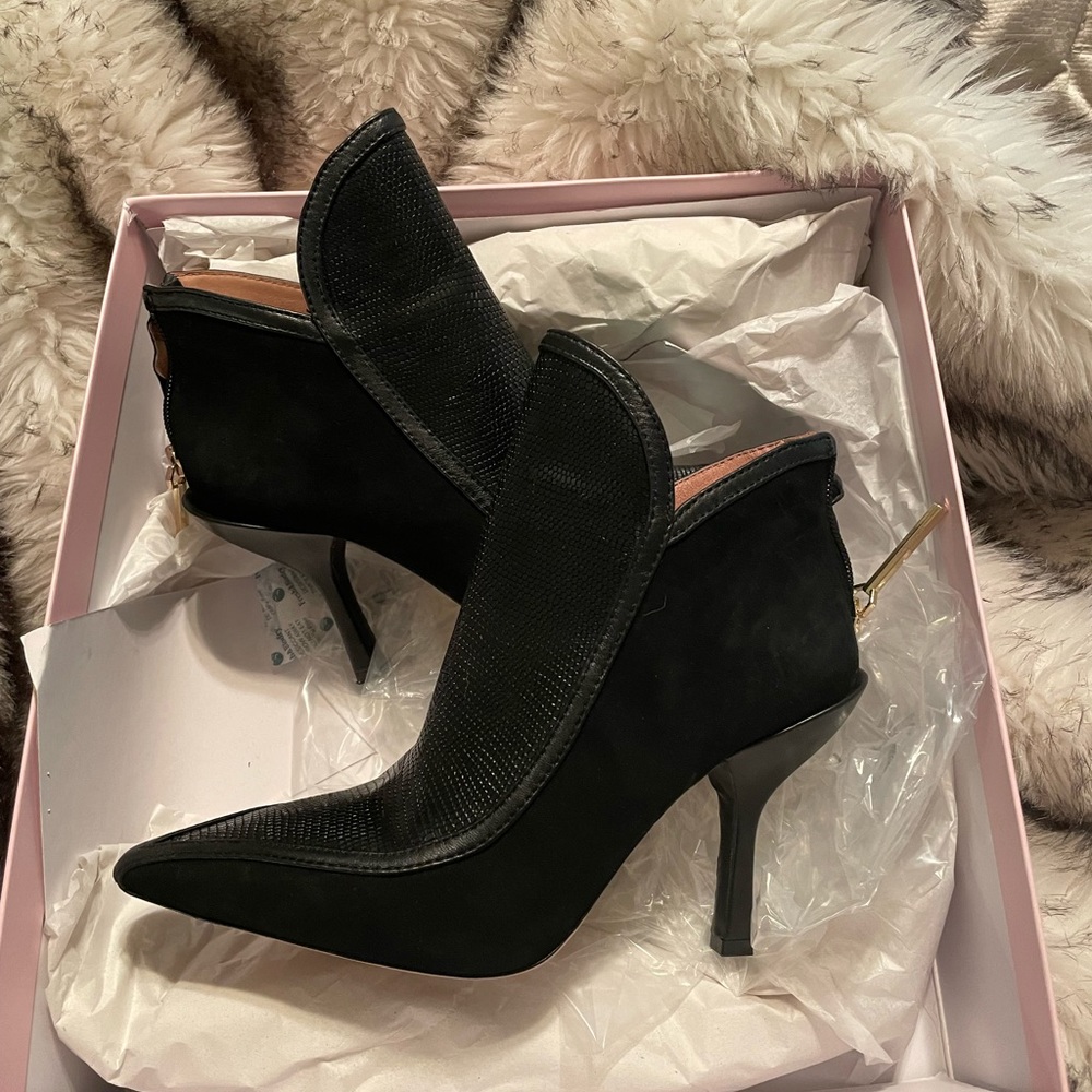 Black dressy Booties